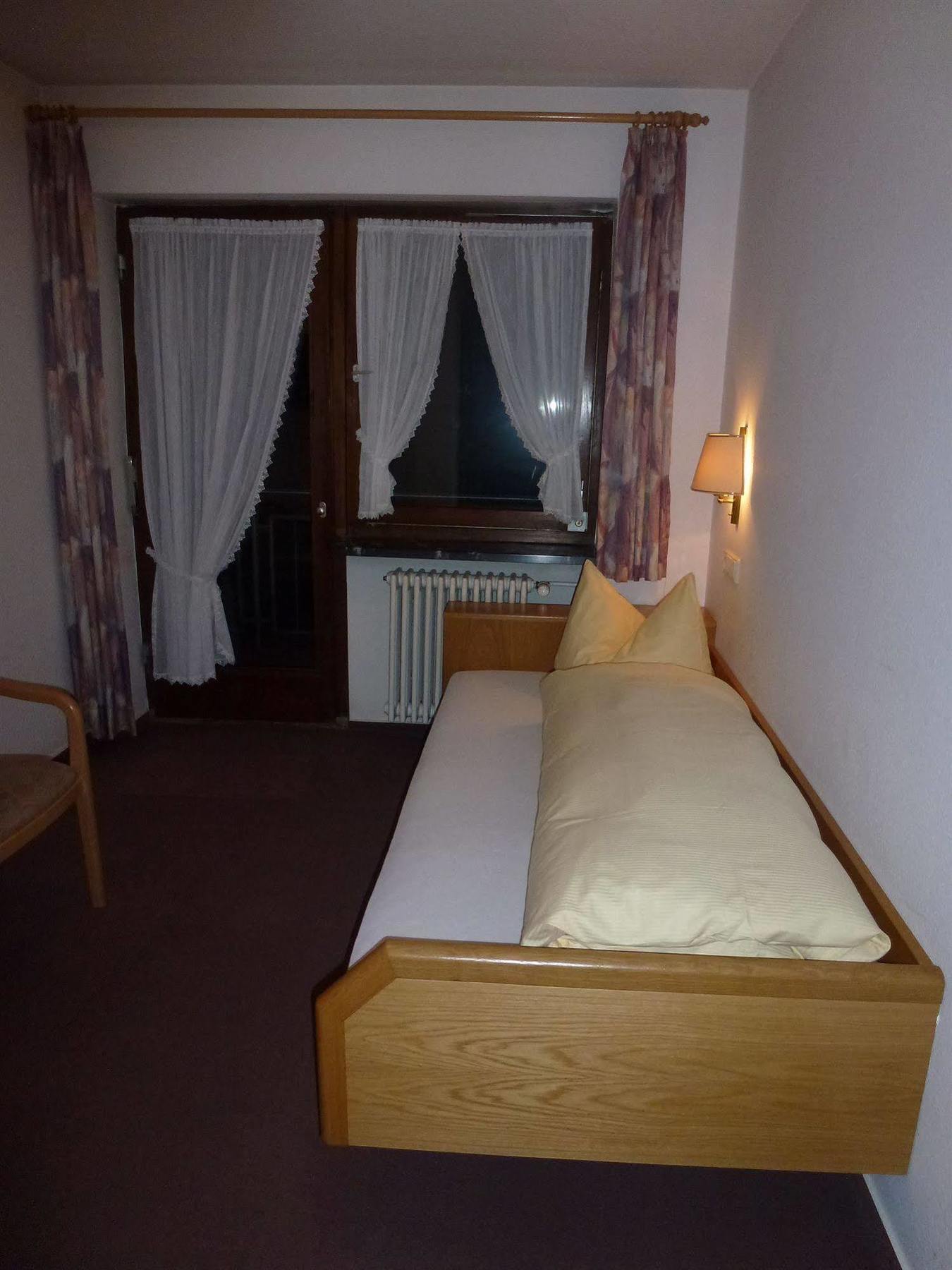 Gasthof-Hotel Rebstock Winden im Elztal Exterior foto