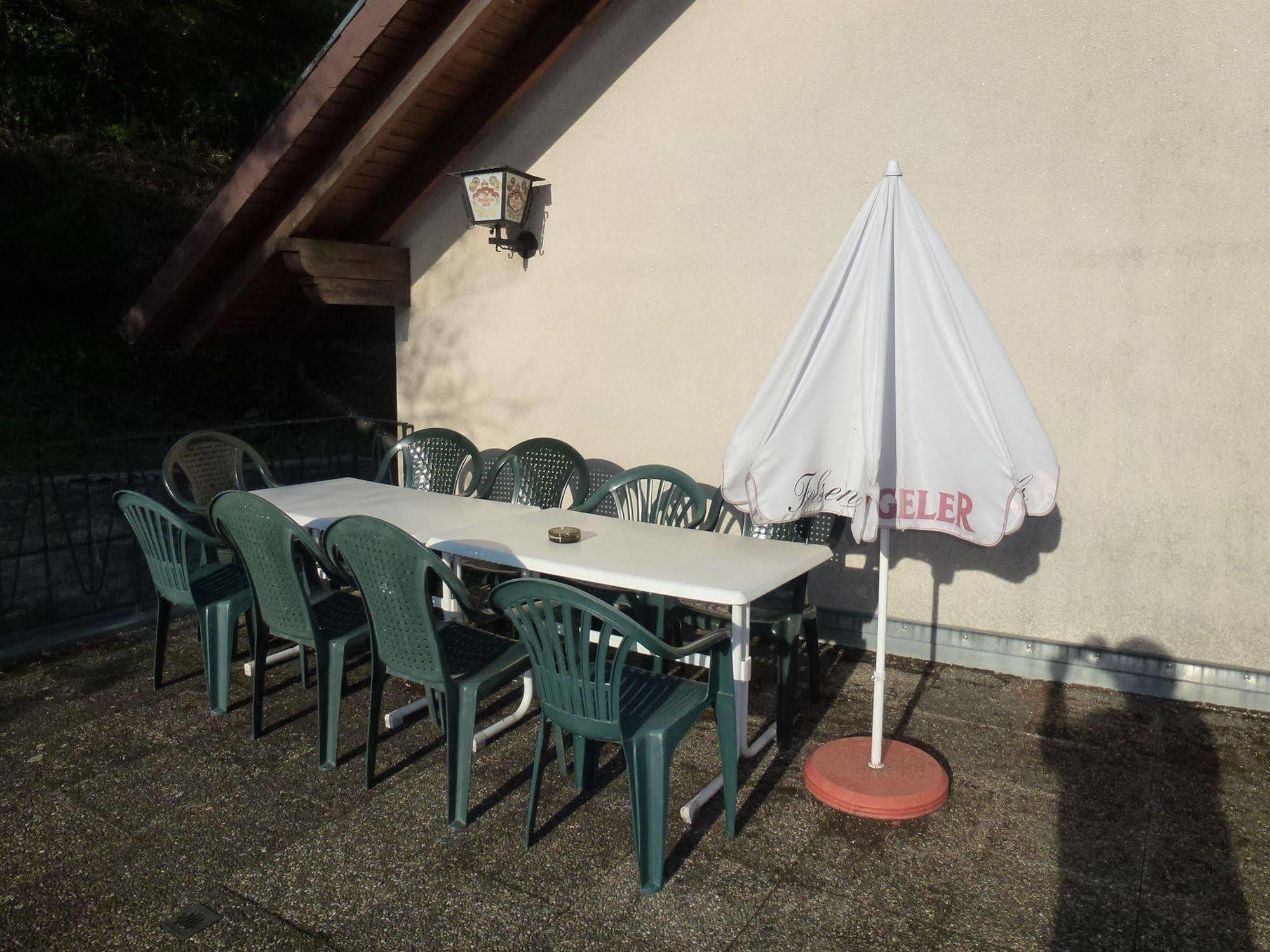 Gasthof-Hotel Rebstock Winden im Elztal Exterior foto